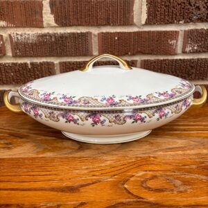 Vintage Victoria Czecho-slovakia Covered Dish Pattern 272 Roses and basket